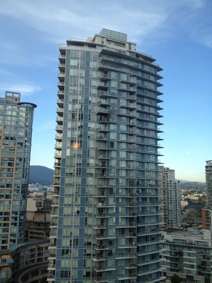 Espana Vancouver Exterior photo